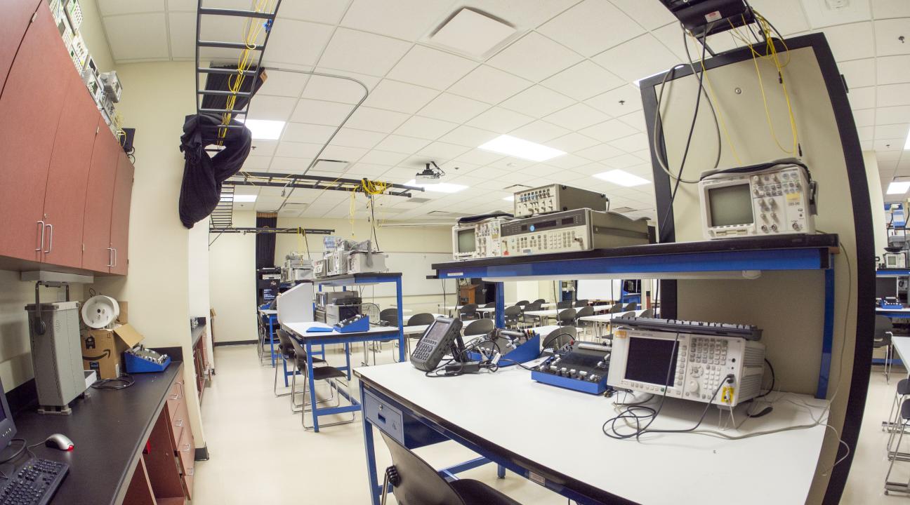 Rolf Illsley Photonics Laboratory (Salazar Hall 2001)